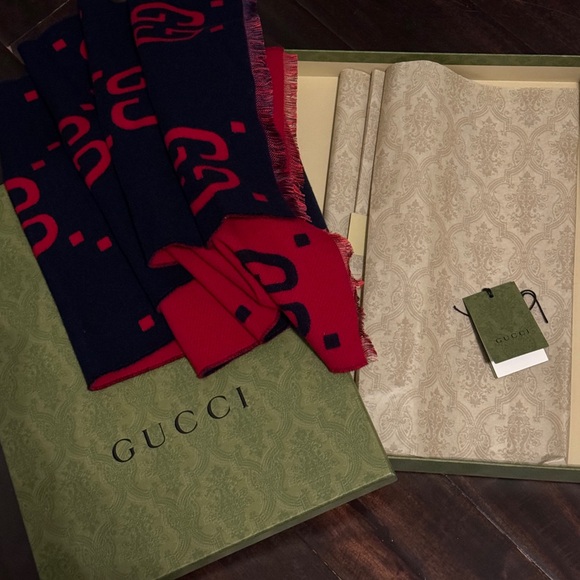 🍂BRAND NEW WITH BOX Gucci GG Jacquard Wool Silk Scarf (Thick) Red/Blue - Picture 4 of 14